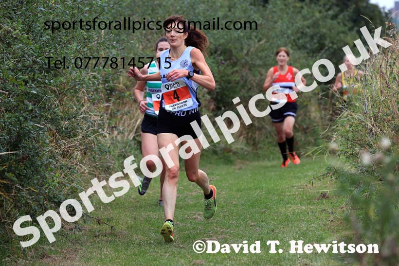 Senior Women and Veterans Relay, 2024 Sunderland XC Relays.  Photo: David T. Hewitson/Sports for All Pics
